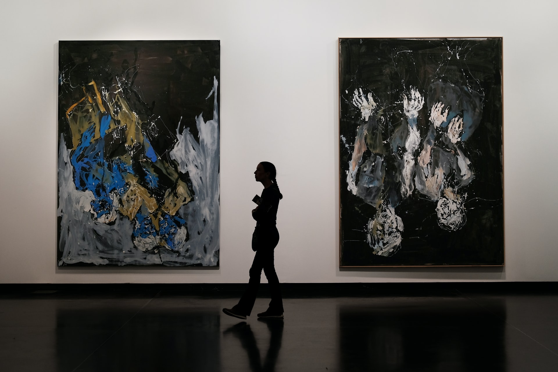 7 Reasons Why Some Art Is So Expensive Saout Radio